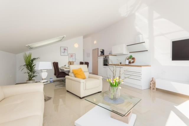 Luxury Apartment Anto With Sea View And Balcony Banjole Dış mekan fotoğraf