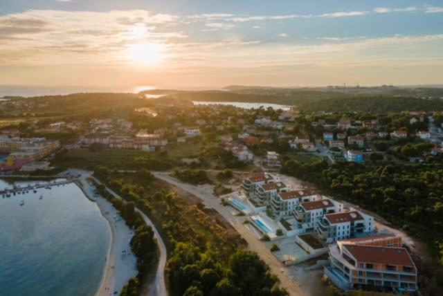 Luxury Apartment Anto With Sea View And Balcony Banjole Dış mekan fotoğraf