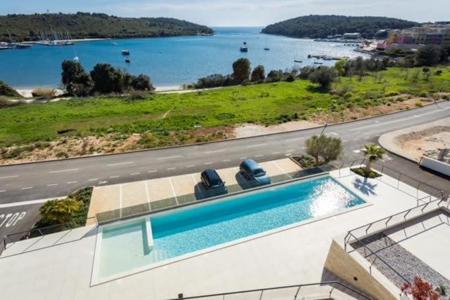 Luxury Apartment Anto With Sea View And Balcony Banjole Dış mekan fotoğraf